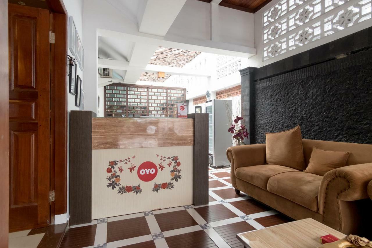 Oyo 619 Naufal Guest House Syariah Medan Exteriér fotografie