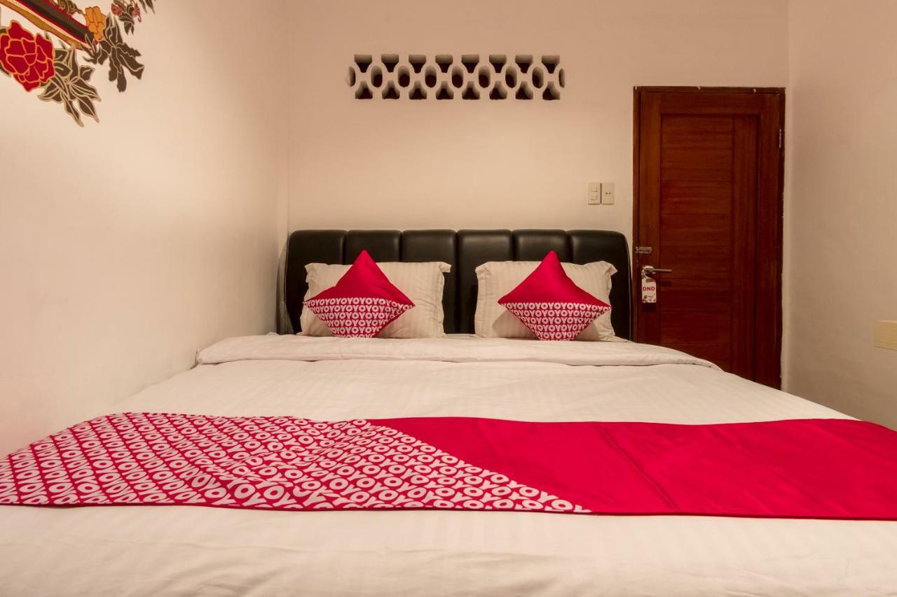Oyo 619 Naufal Guest House Syariah Medan Exteriér fotografie